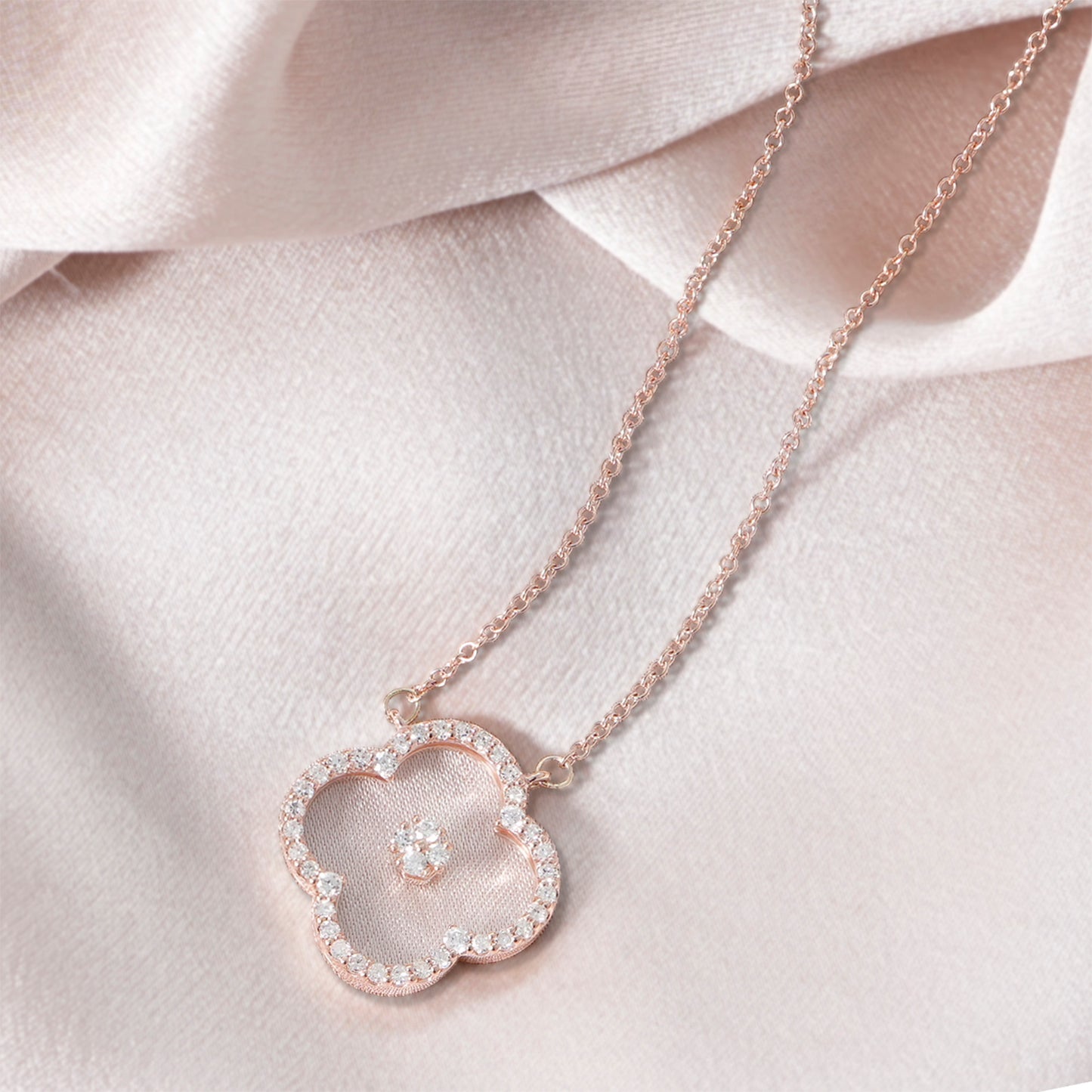 Bianca Diamond Clover Necklace