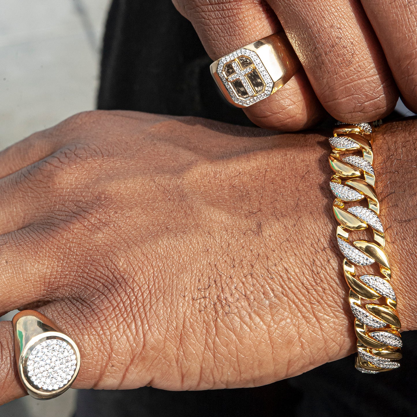 Circle Signet Diamond Ring In Men's Hand
