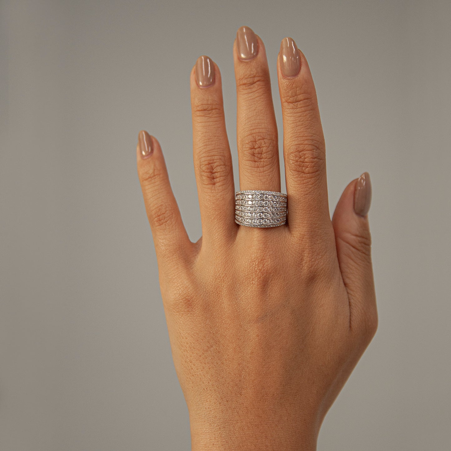 Rainha Diamond Band for Finger