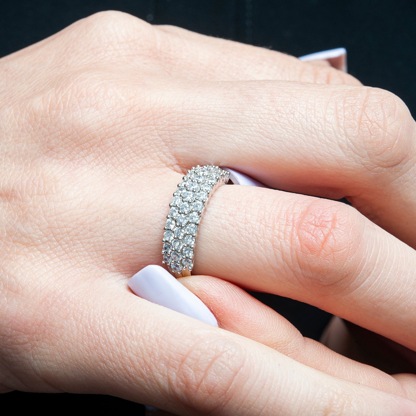Roberta Diamond Band for Finger