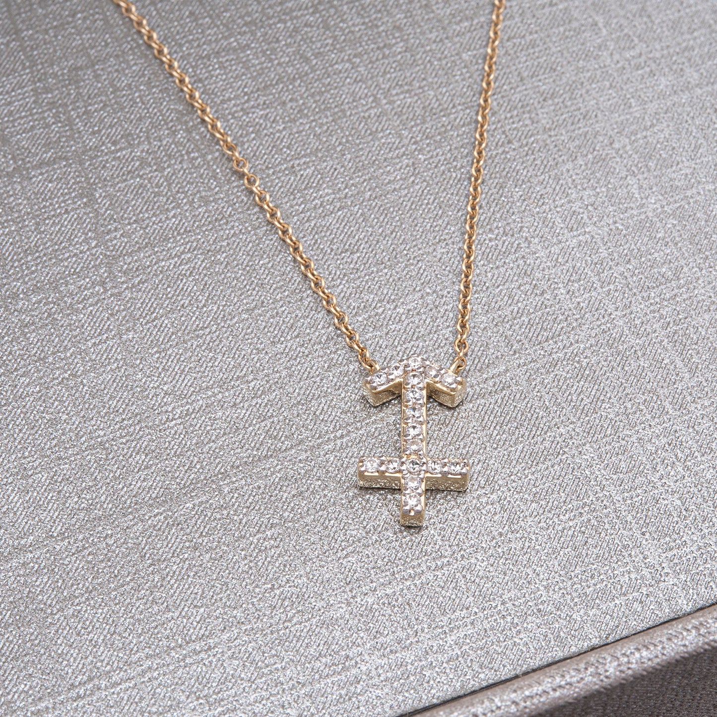 Sagittarius Zodiac Diamond Necklace in Yellow Gold for Neck
