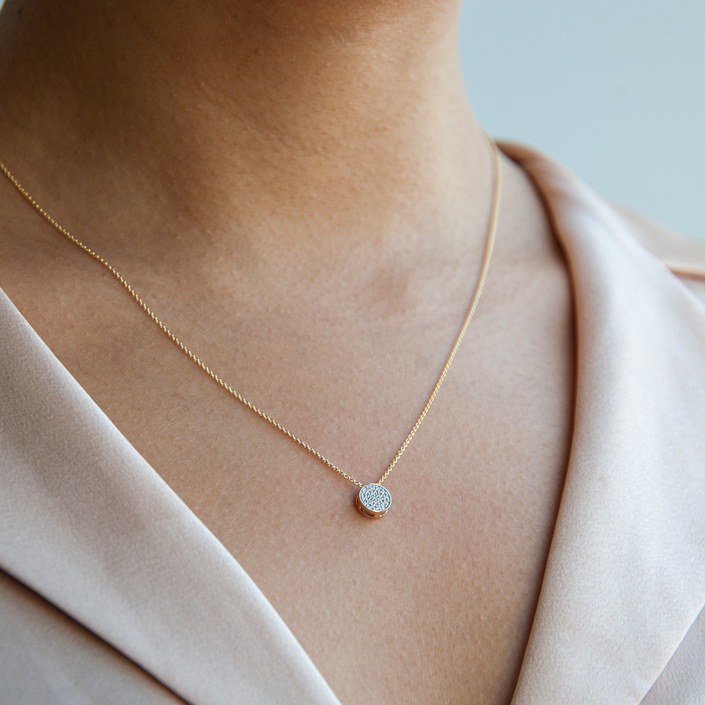 Poppy Round Diamond Pendant Vermeil