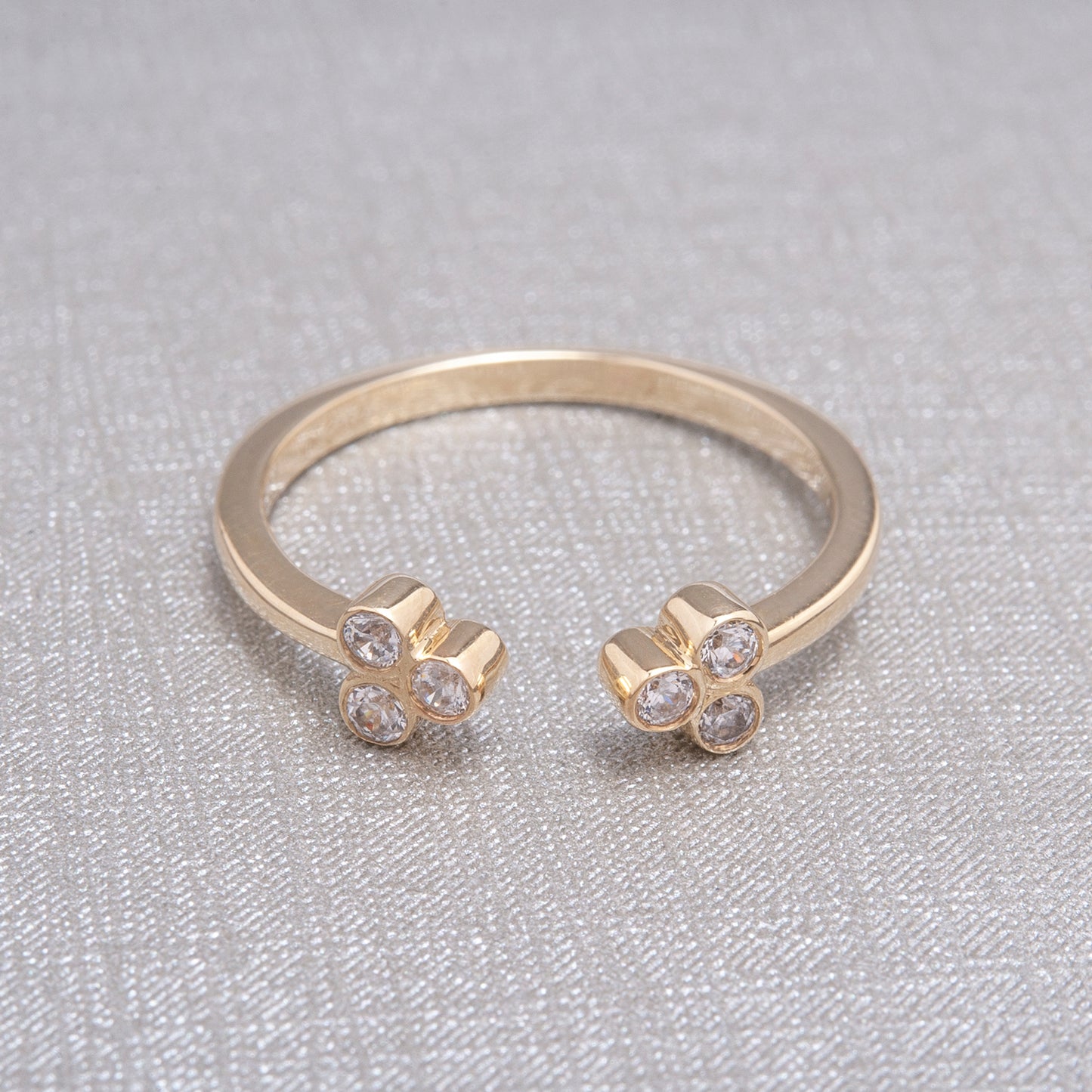 Ria Diamond Open Ring in Yellow Gold