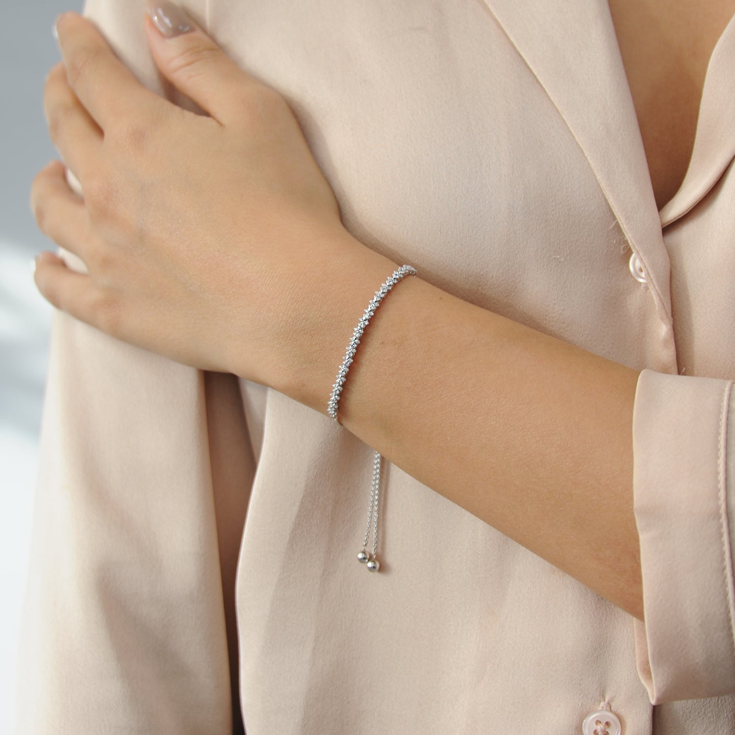 Bea Diamond Bolo Bracelet in lady's Hand