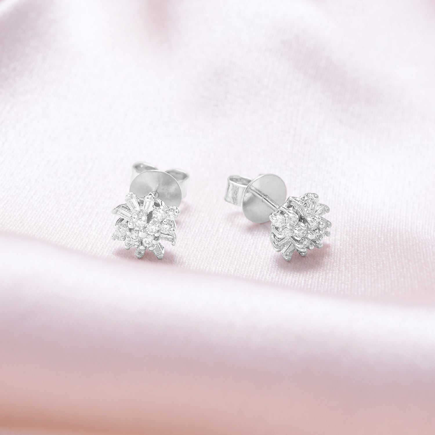 Tiffany & Co. Paper Flowers Platinum Diamond Open Flower Earrings - 950  Platinum Stud, Earrings - TIF73415 | The RealReal