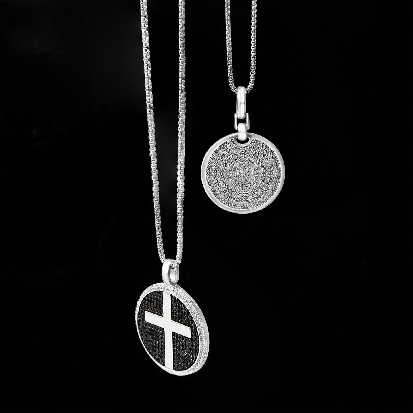 1/2 Ct. T.W Diamond Men's Pendant in Sterling Silver in cross circle shape 
