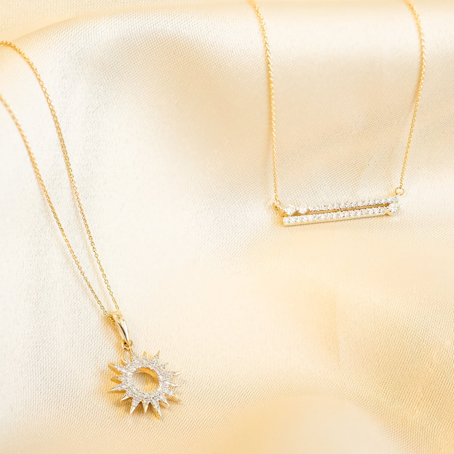 Luna Diamond Starburst Pendant In Gold With Different Shape