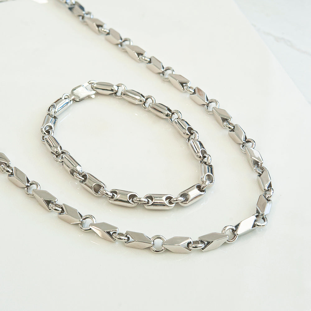 Silver Chain Hand Bracelet