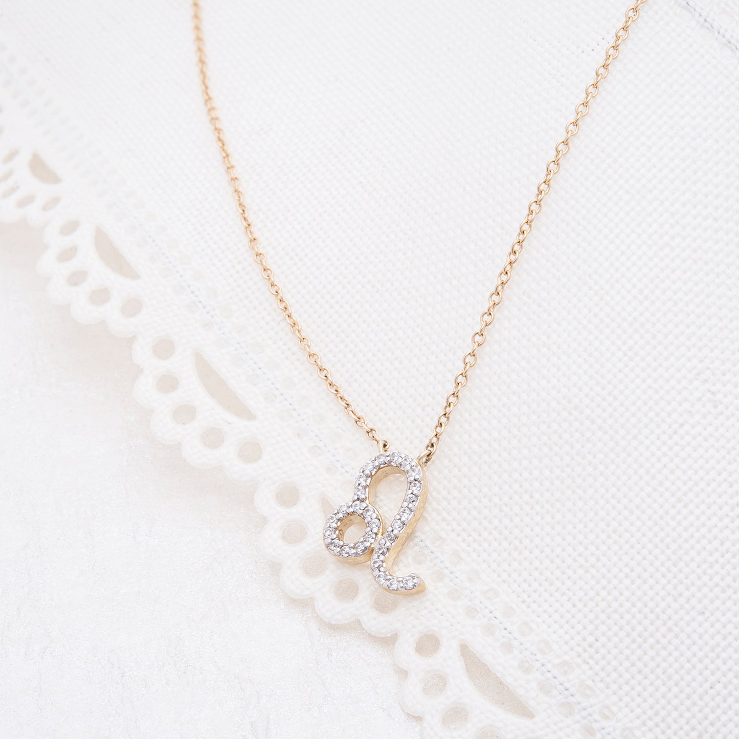 Leo Zodiac Diamond Necklace In Gold