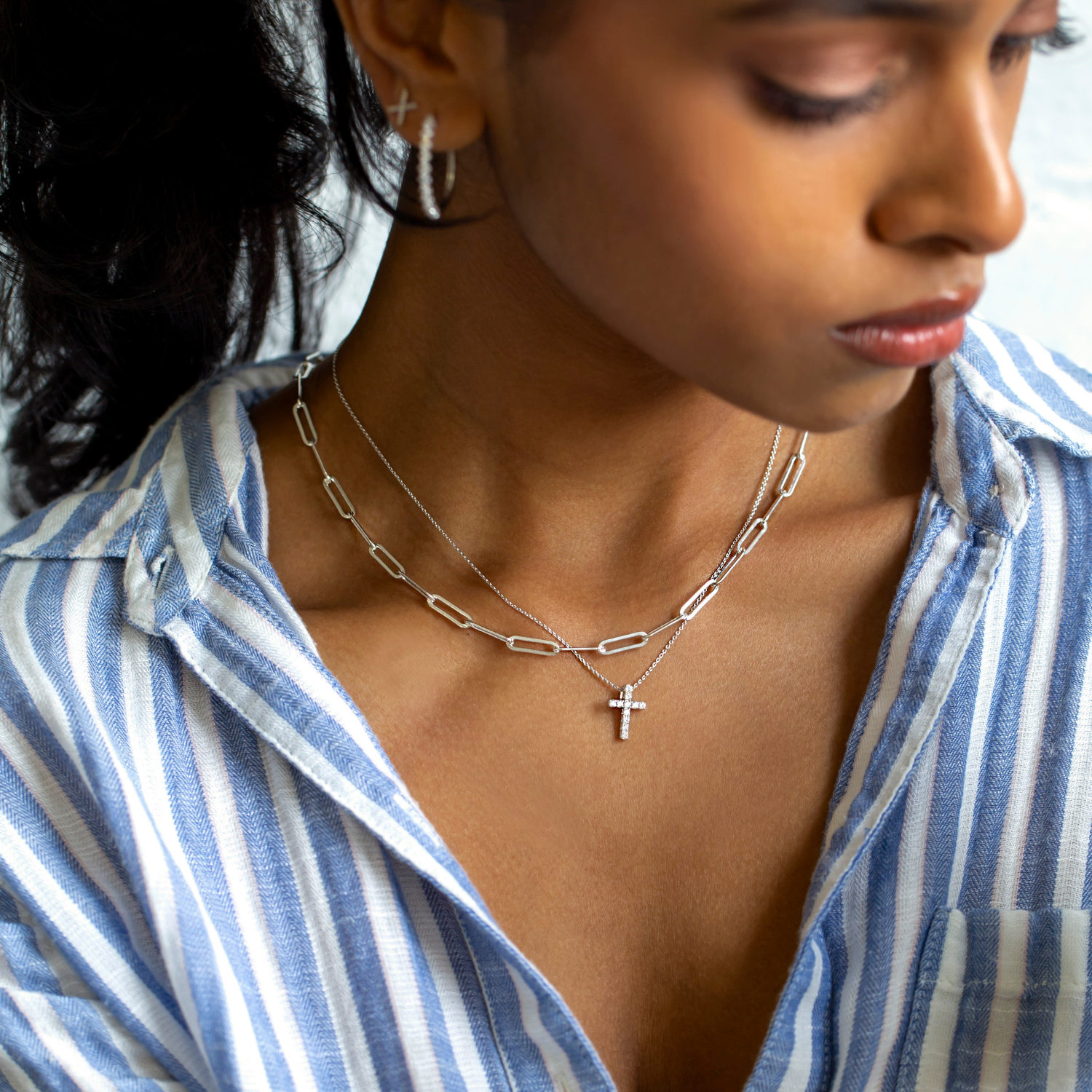 Paperclip Chain Necklace with Toggle Closure in White Gold
